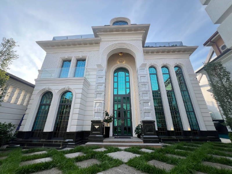 7-room · 1000 m² · Mirzo-Ulug'bek · Luxury House