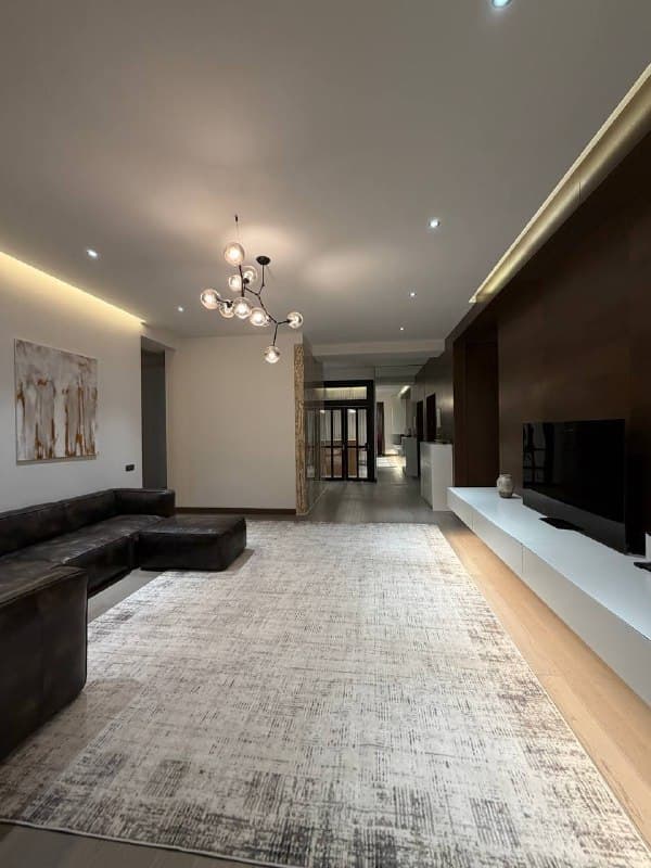 4-room · 176 m² · Mirzo-Ulug'bek · Novomoskovskaya