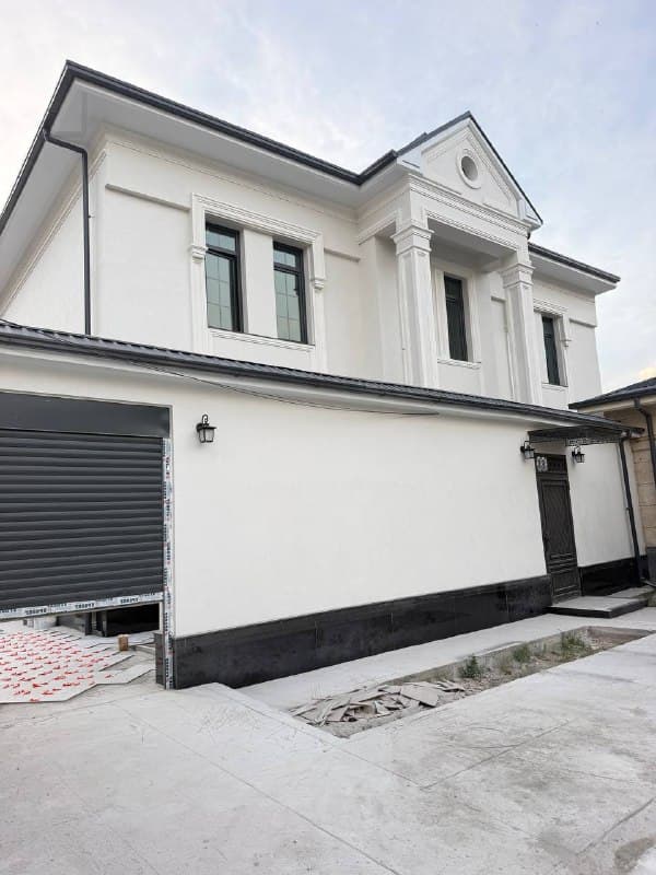 8-room house · 510 m² · Mirzo-Ulug'bek