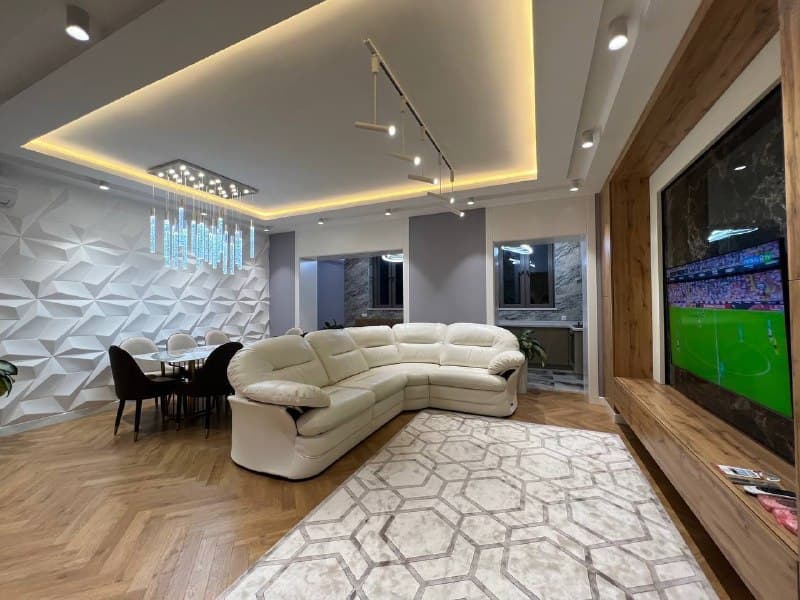 4-room · 140 m² · Mirzo-Ulug'bek