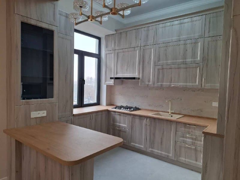 4-room · 92 m² · Mirzo-Ulug'bek · New Build