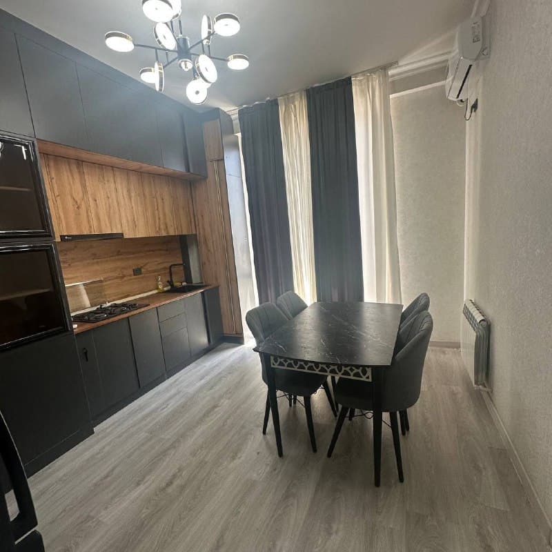 3-room · 120 m² · Yakkasaray