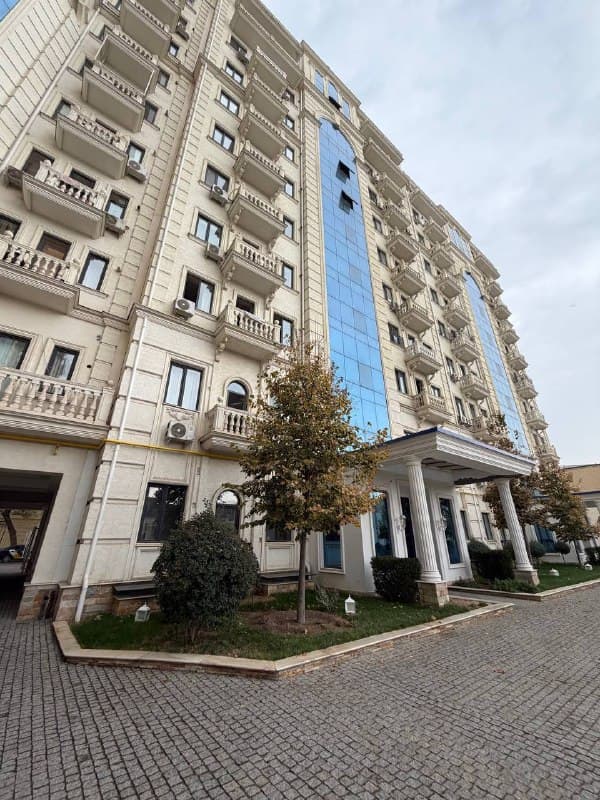 4-room · 130 m² · Mirzo-Ulug'bek